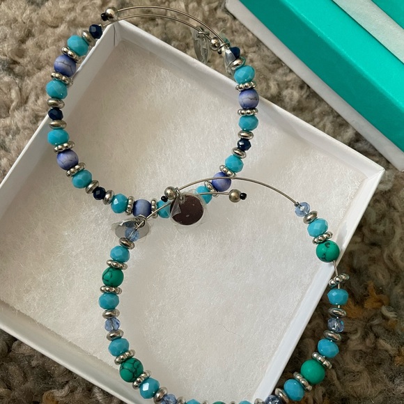 Adjustable bracelets - Picture 2 of 2